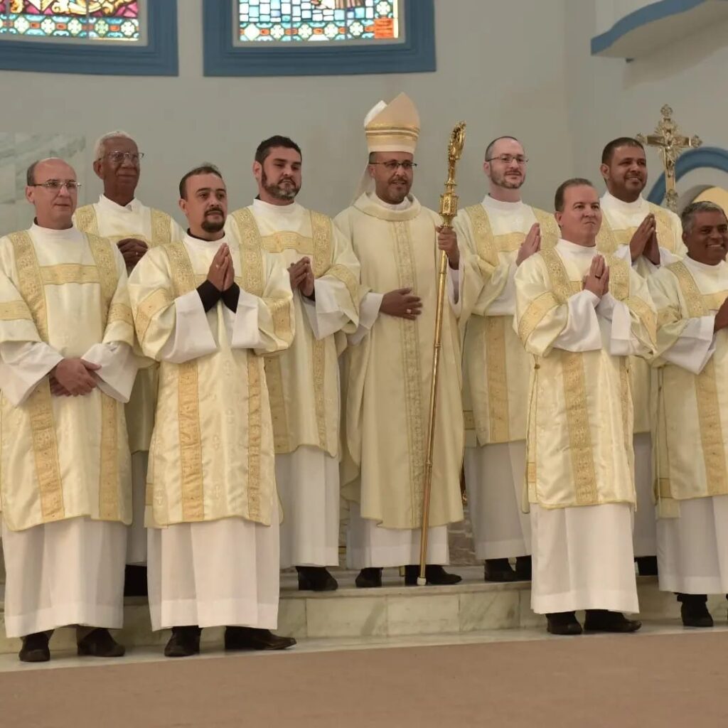 Em ação de graças pelos dois anos da primeira turma de diáconos permanentes da Diocese de Divinópolis